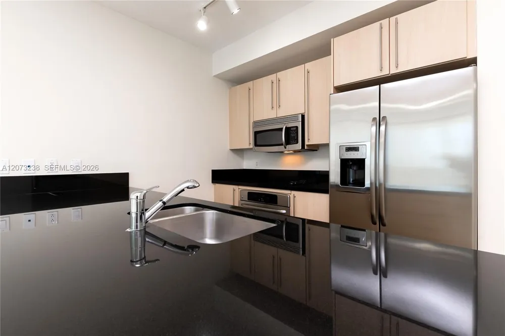 79 SW 12th St #2602-S Miami, FL 33130