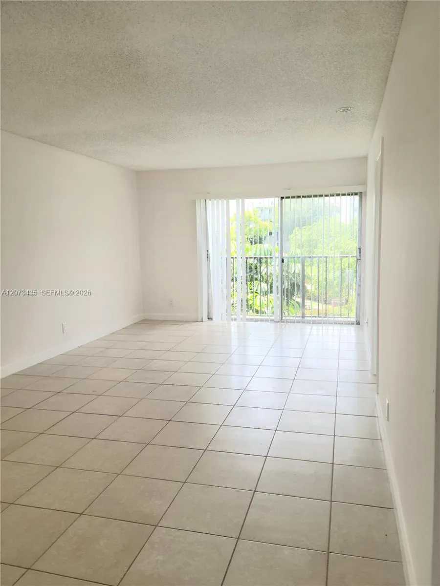 8620 Sherman Cir #306 Miramar, FL 33025