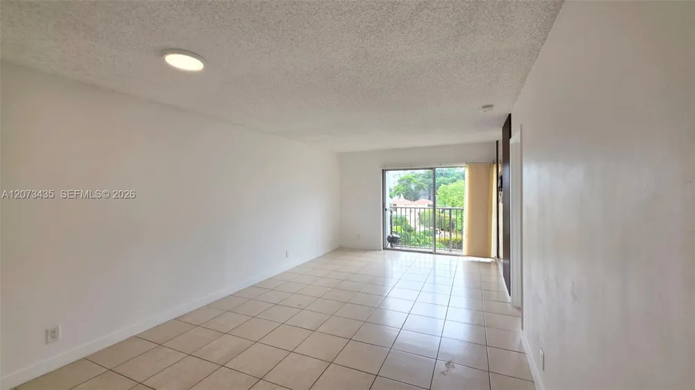 8620 Sherman Cir #306 Miramar, FL 33025