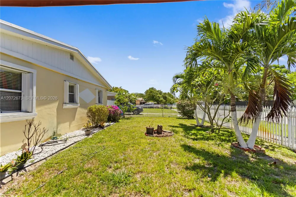 4751 SW 31st Dr West Park, FL 33023