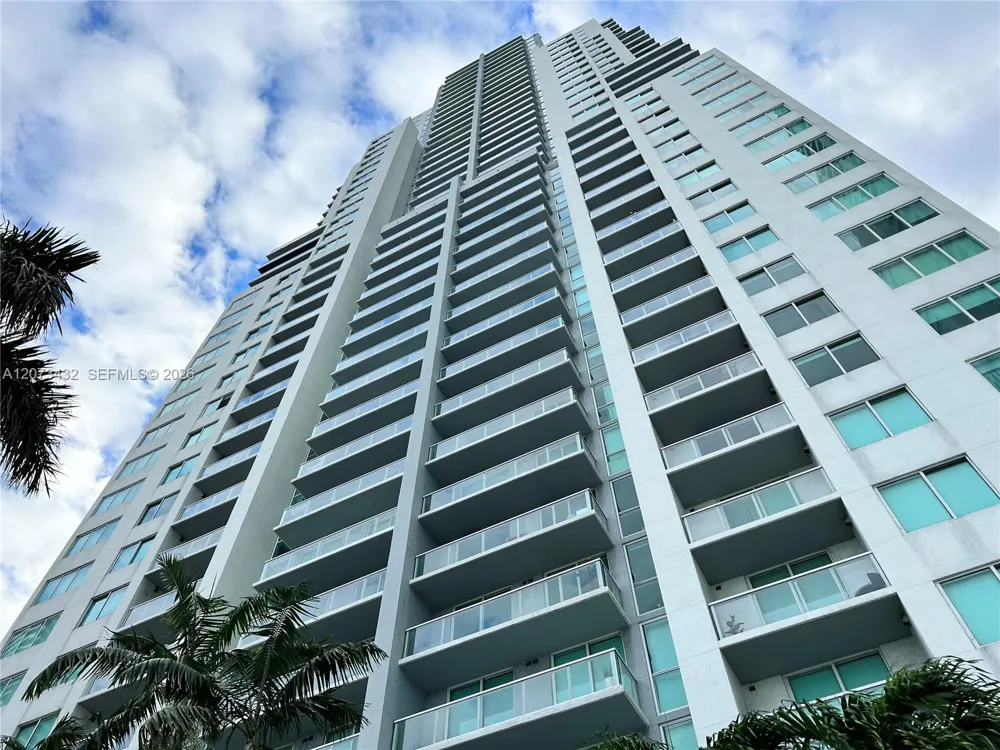 253 NE 2nd St #4607 Miami, FL 33132