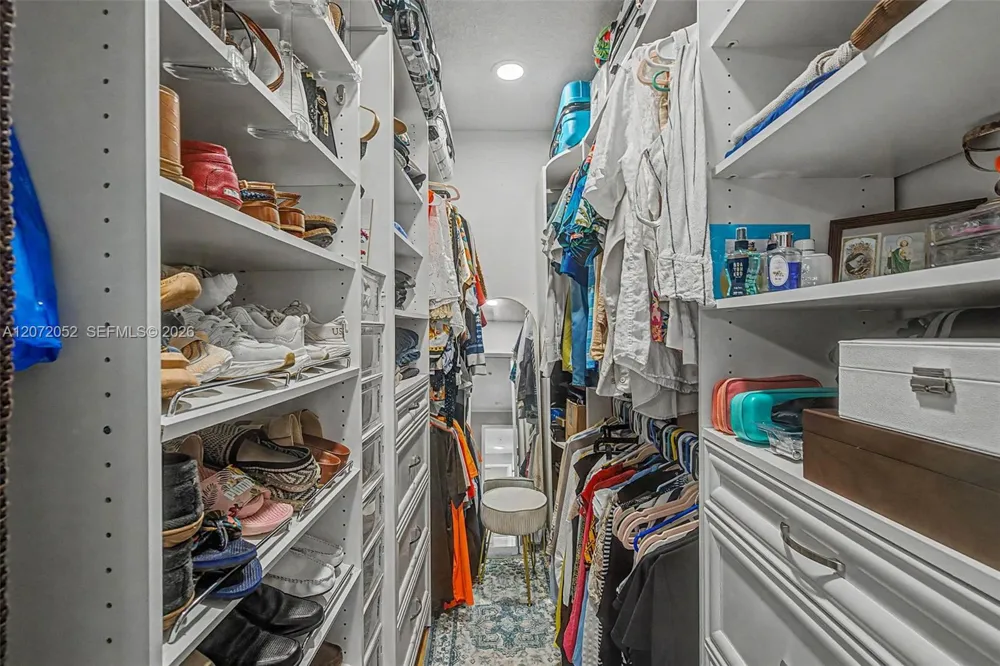 15431 SW 177th Ter Miami, FL 33187
