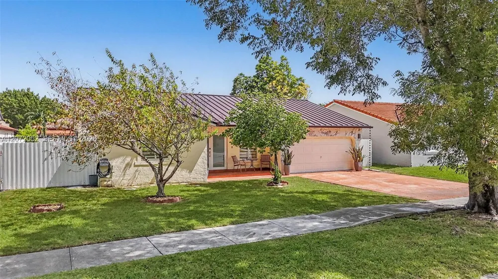 15431 SW 177th Ter Miami, FL 33187
