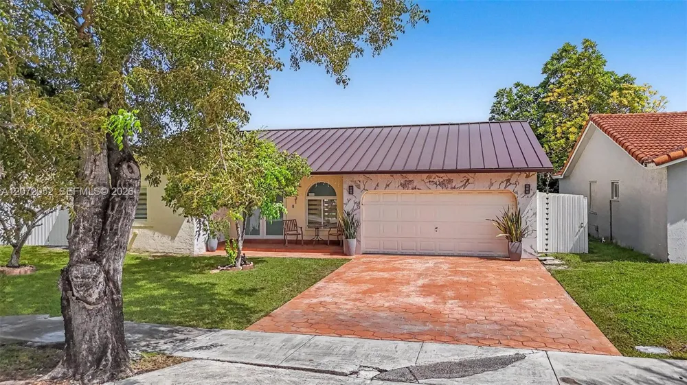15431 SW 177th Ter Miami, FL 33187
