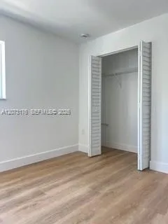 1613 NW 16th Ave #203 Miami, FL 33125