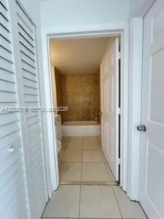 1613 NW 16th Ave #203 Miami, FL 33125