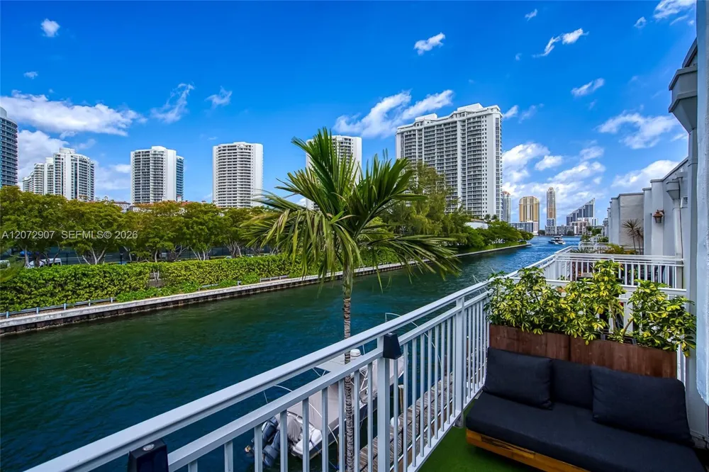 3745 NE 171st St #76 North Miami Beach, FL 33160