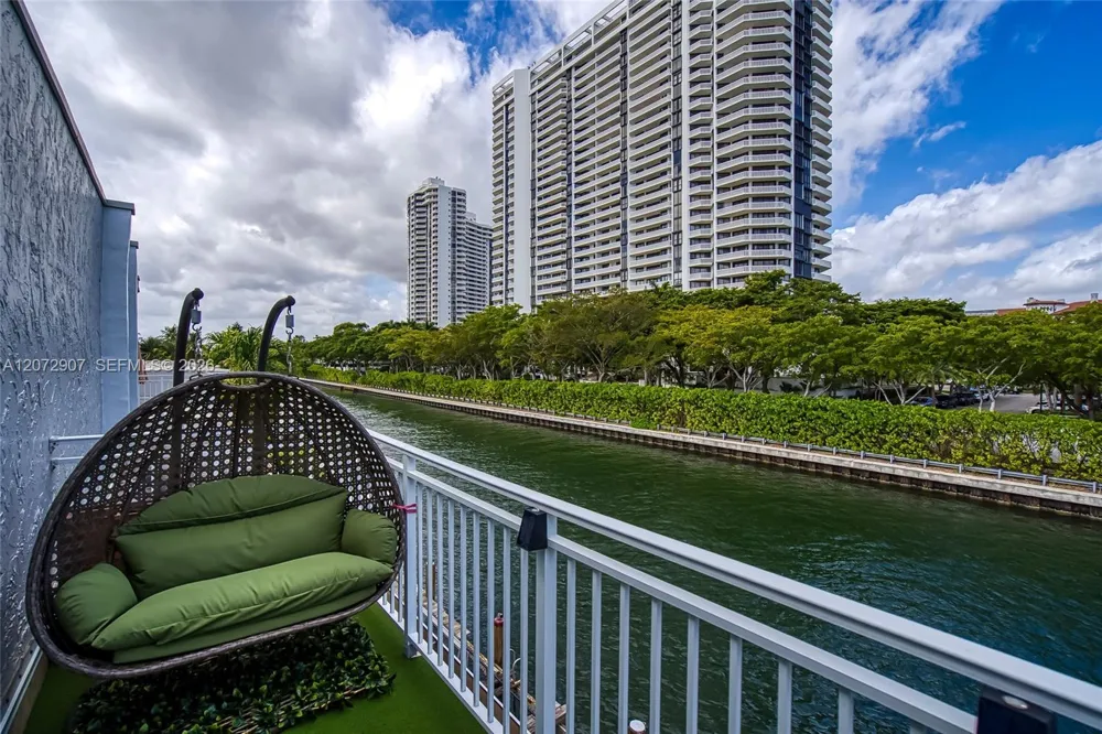 3745 NE 171st St #76 North Miami Beach, FL 33160