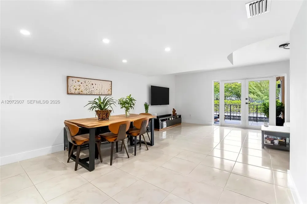 3745 NE 171st St #76 North Miami Beach, FL 33160
