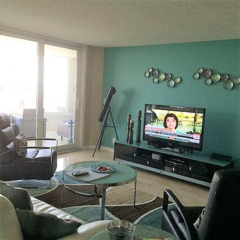 1340 S Ocean Blvd #1003 Pompano Beach, FL 33062