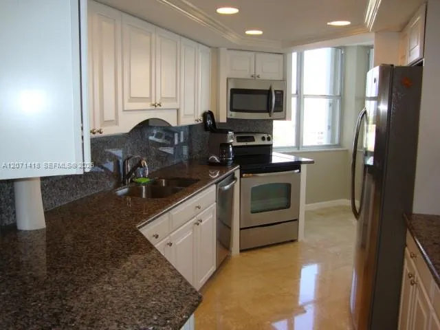 1340 S Ocean Blvd #1003 Pompano Beach, FL 33062