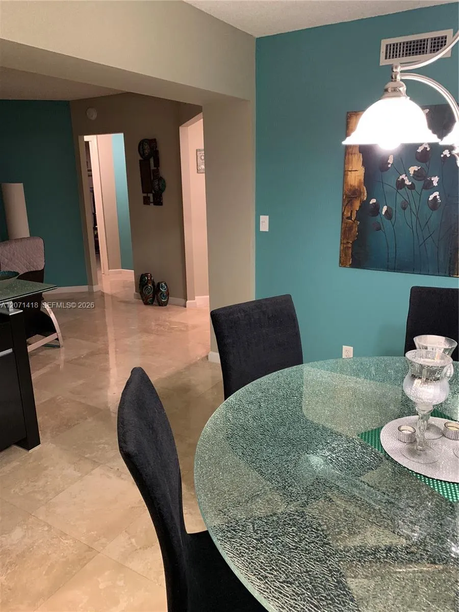 1340 S Ocean Blvd #1003 Pompano Beach, FL 33062