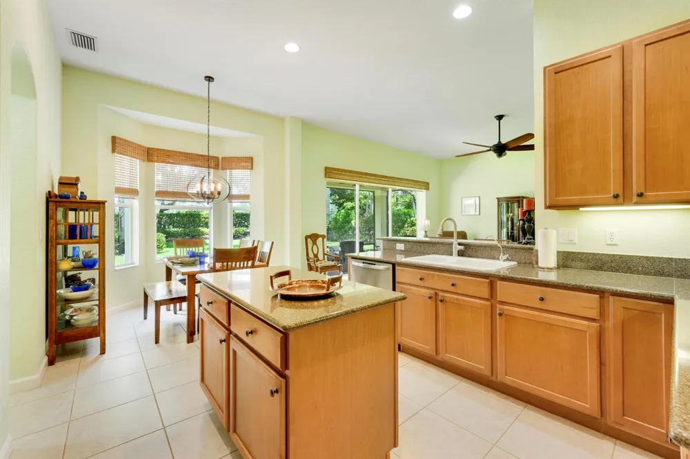 8503 Portobello Lane Palm Beach Gardens, FL 33418