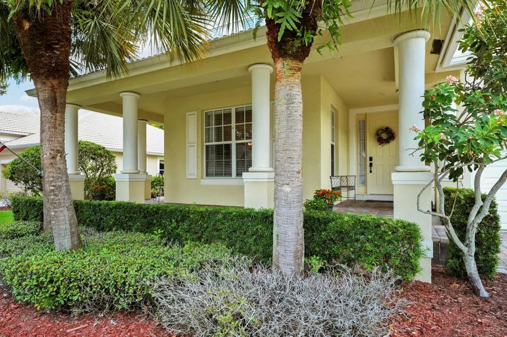 8503 Portobello Lane Palm Beach Gardens, FL 33418