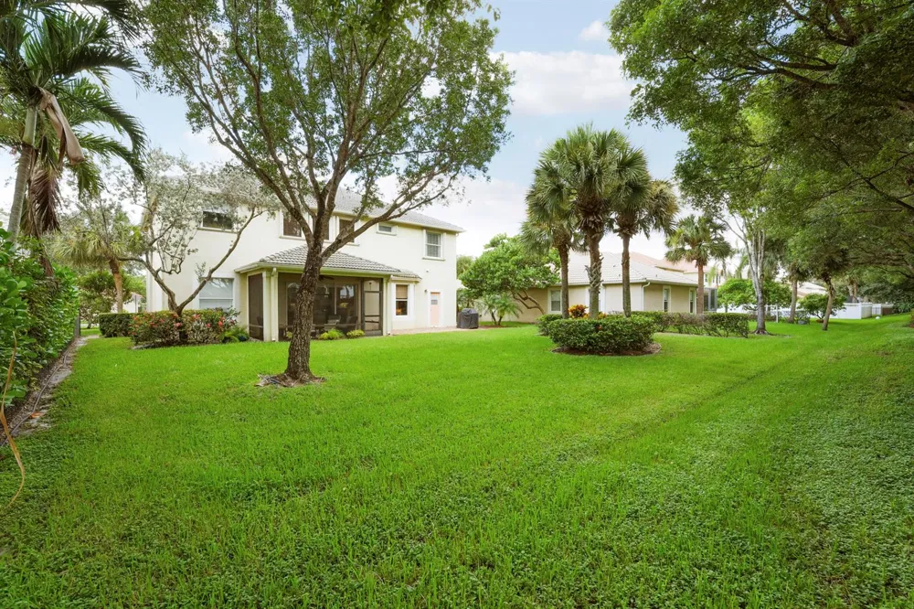 8503 Portobello Lane Palm Beach Gardens, FL 33418