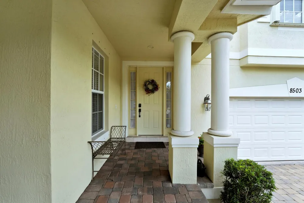 8503 Portobello Lane Palm Beach Gardens, FL 33418
