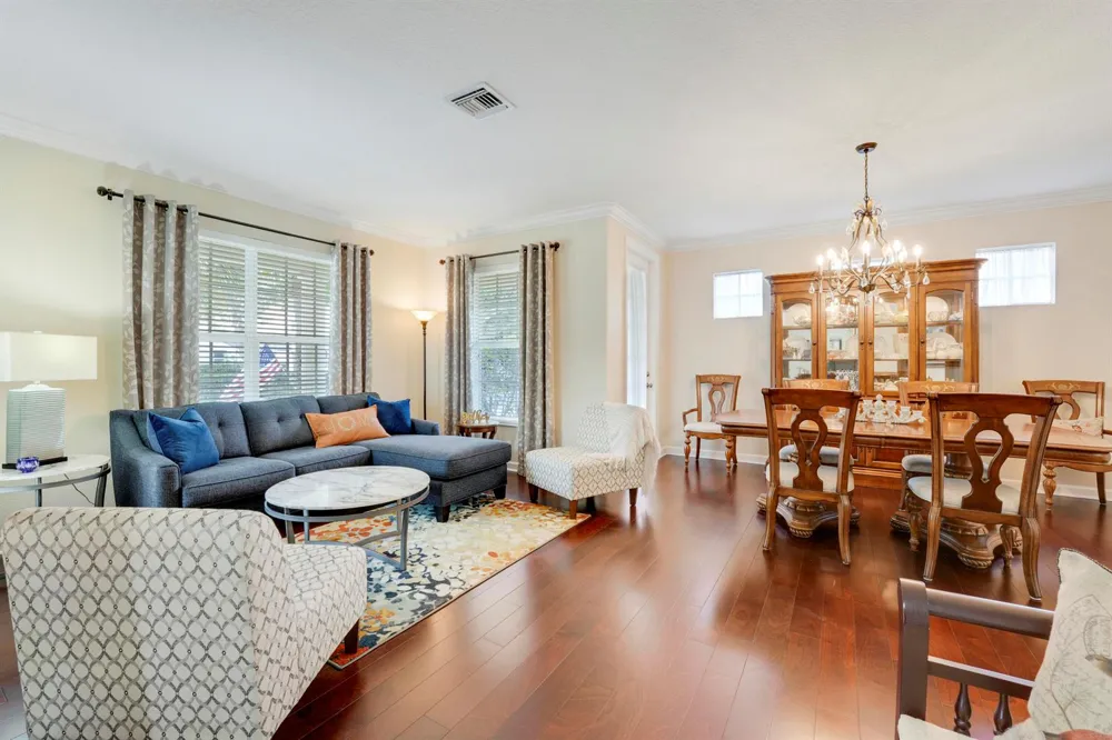 8503 Portobello Lane Palm Beach Gardens, FL 33418