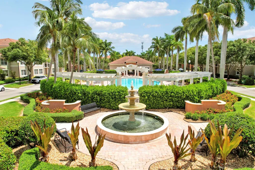 8503 Portobello Lane Palm Beach Gardens, FL 33418