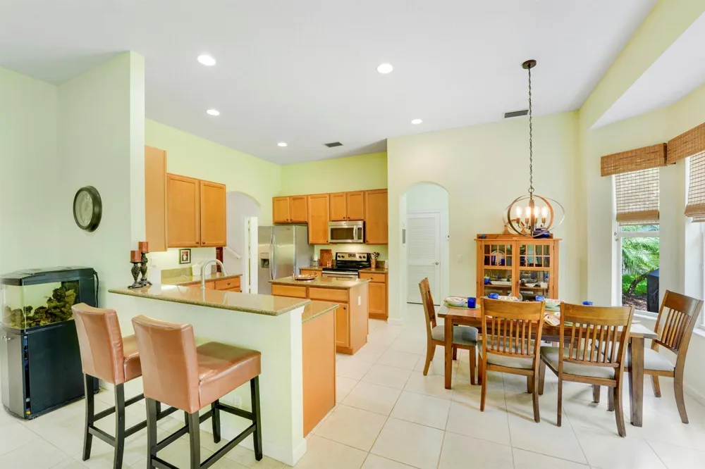 8503 Portobello Lane Palm Beach Gardens, FL 33418