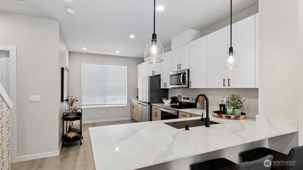 16830 20th Avenue W #D5 Lynnwood, WA 98037