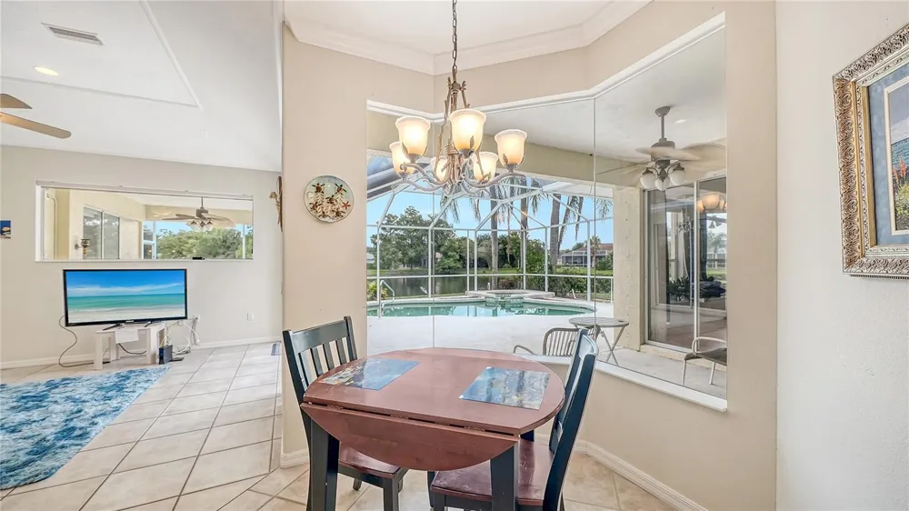 6521 SUNDEW COURT Bradenton, FL 34202