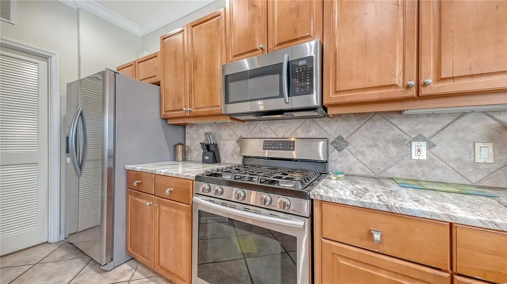 6521 SUNDEW COURT Bradenton, FL 34202