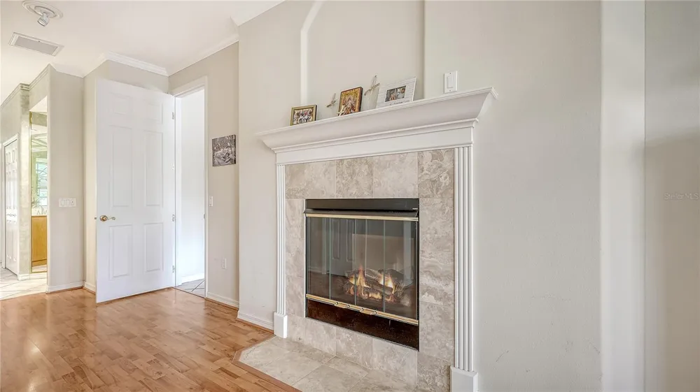 6521 SUNDEW COURT Bradenton, FL 34202