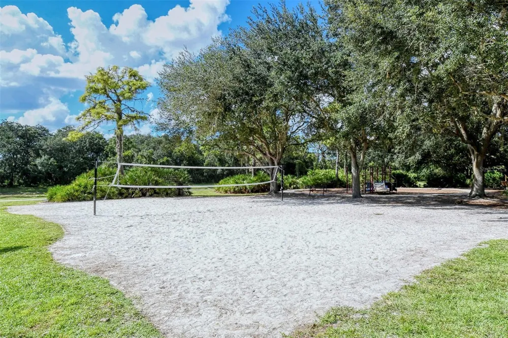 6521 SUNDEW COURT Bradenton, FL 34202