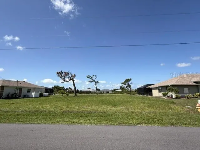 25 PINEHURST COURT Rotonda West, FL 33947
