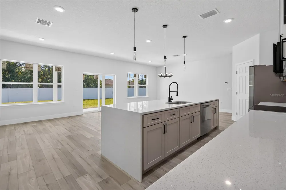 867 CORNELIA AVENUE SE Palm Bay, FL 32909