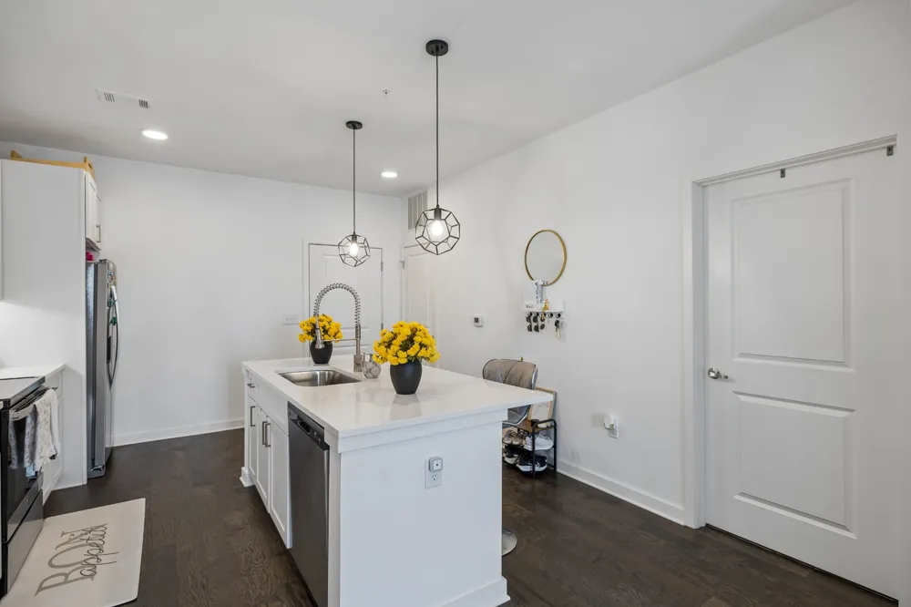 1677 54th Ave #338 Nashville, TN 37209