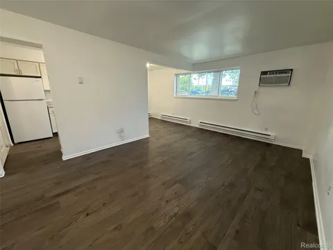 201 Thomas St
