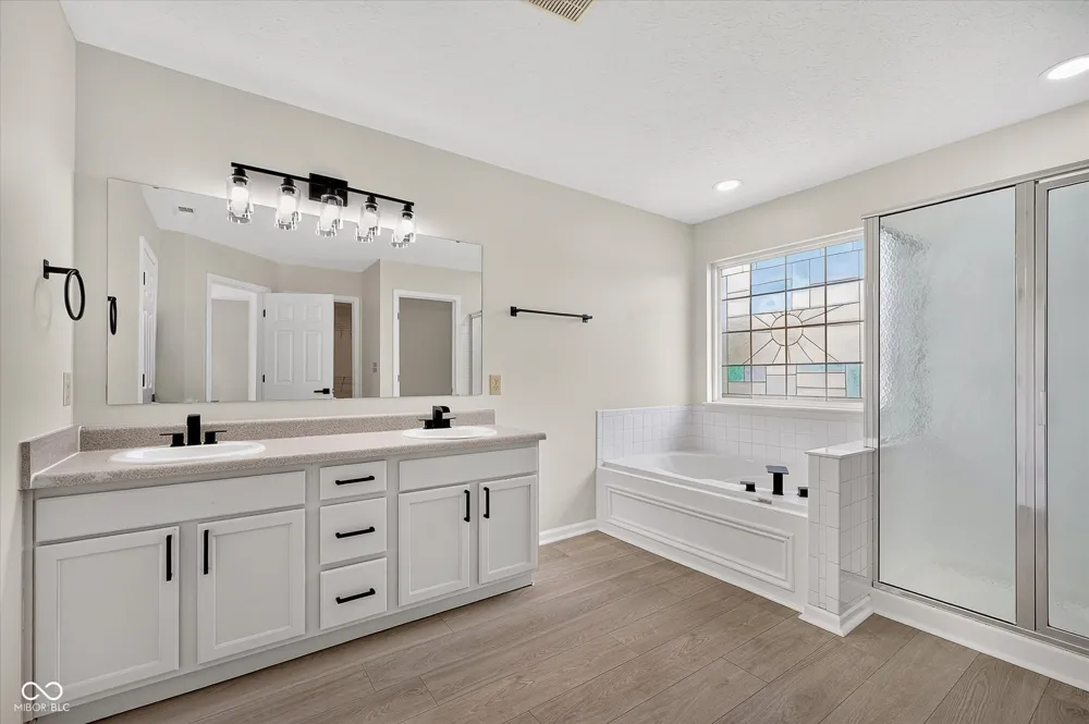 4099 Cheltonham Court Plainfield, IN 46168