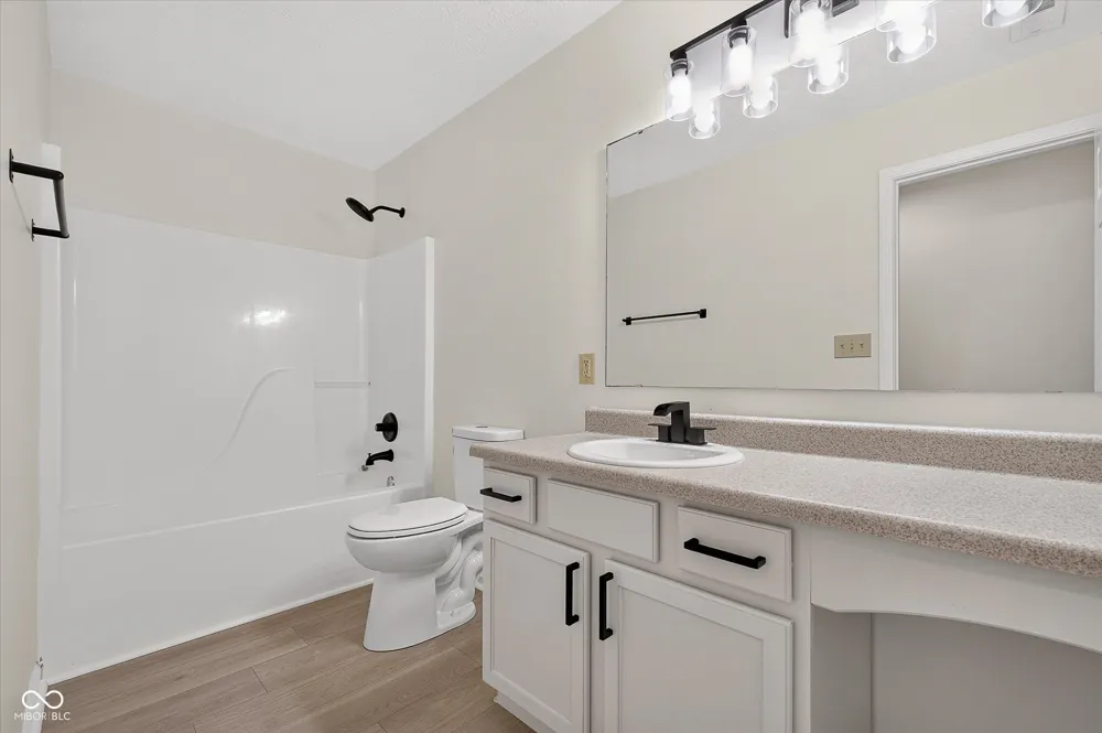 4099 Cheltonham Court Plainfield, IN 46168