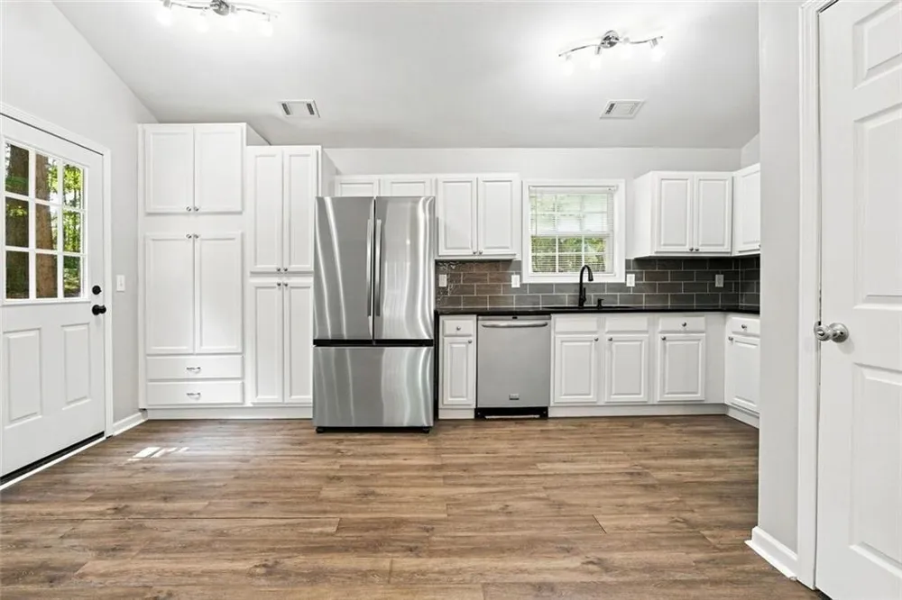 112 Headland Court Rockmart, GA 30153
