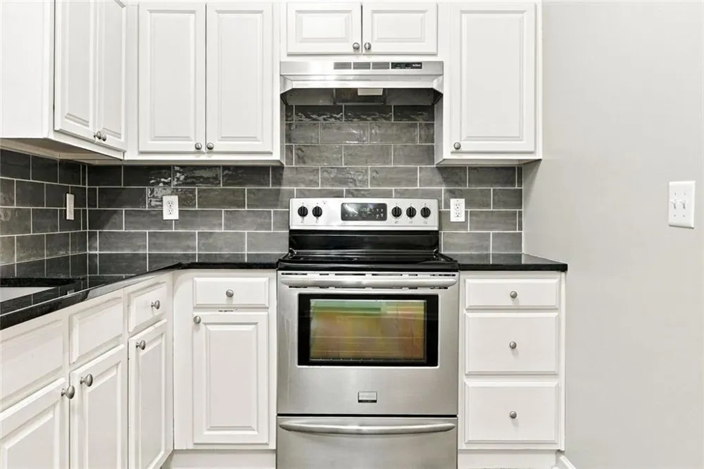 112 Headland Court Rockmart, GA 30153