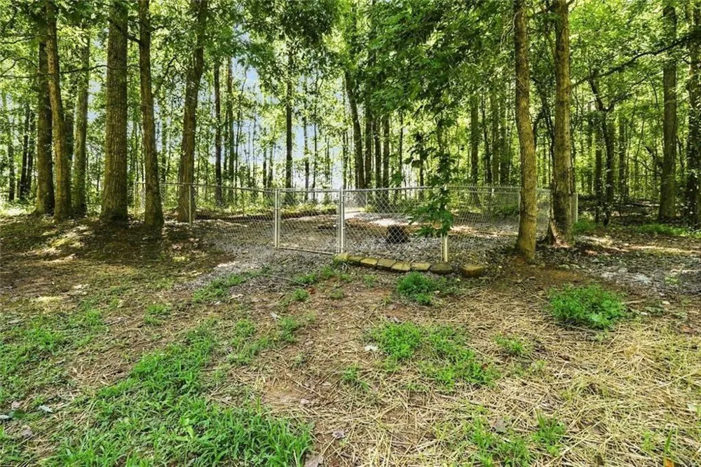 112 Headland Court Rockmart, GA 30153