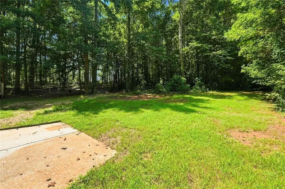 112 Headland Court Rockmart, GA 30153