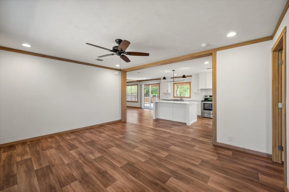 716 Wright Avenue Kerens, TX 75144