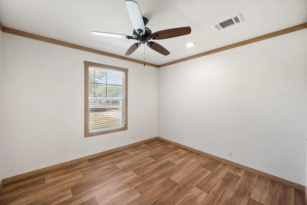716 Wright Avenue Kerens, TX 75144