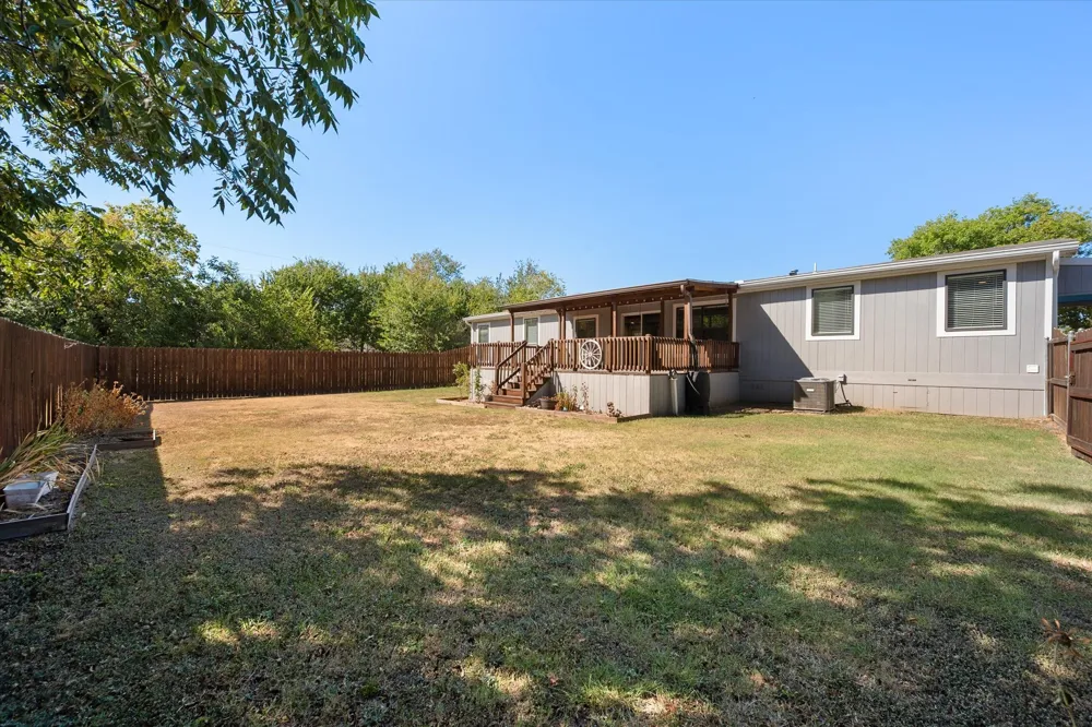 716 Wright Avenue Kerens, TX 75144