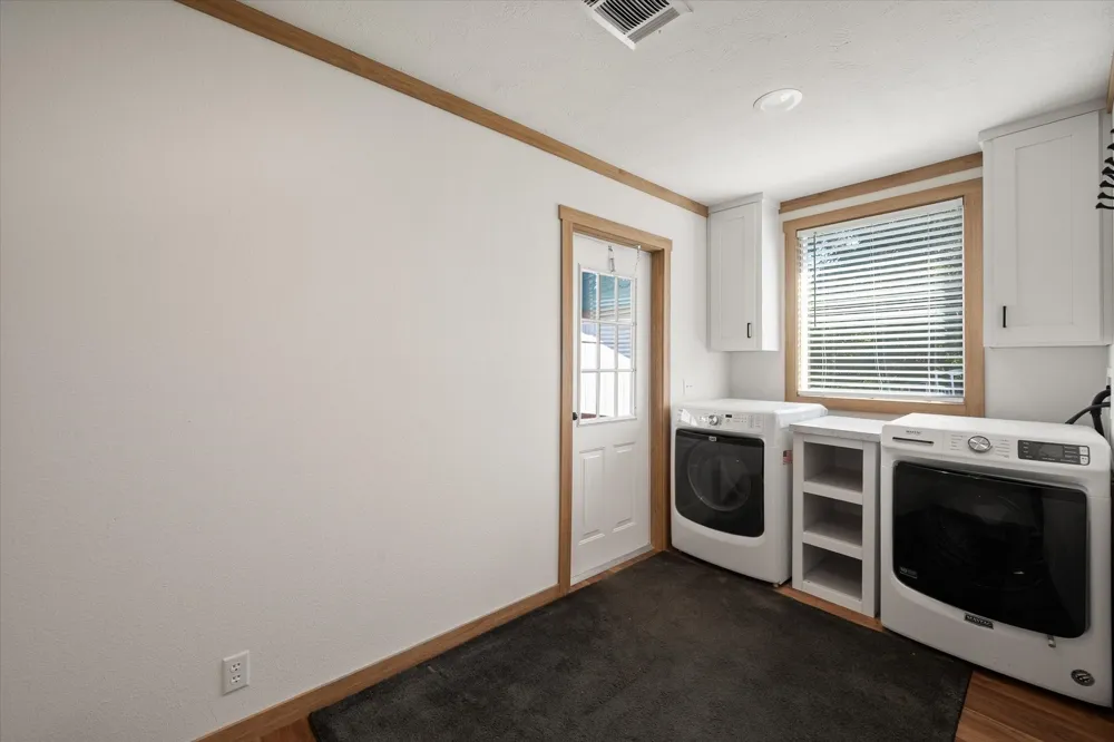 716 Wright Avenue Kerens, TX 75144
