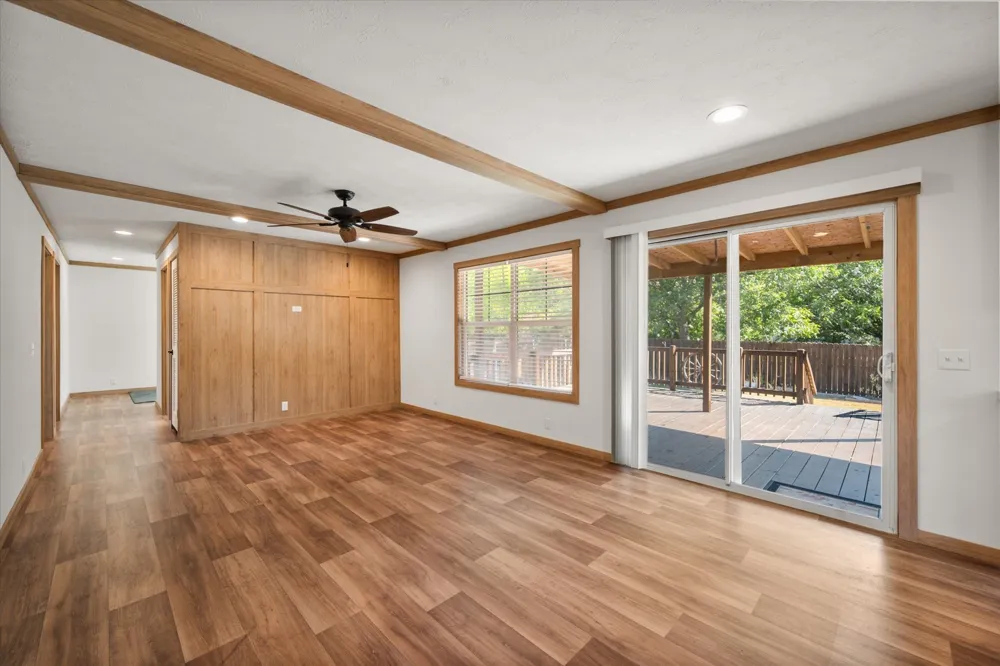 716 Wright Avenue Kerens, TX 75144