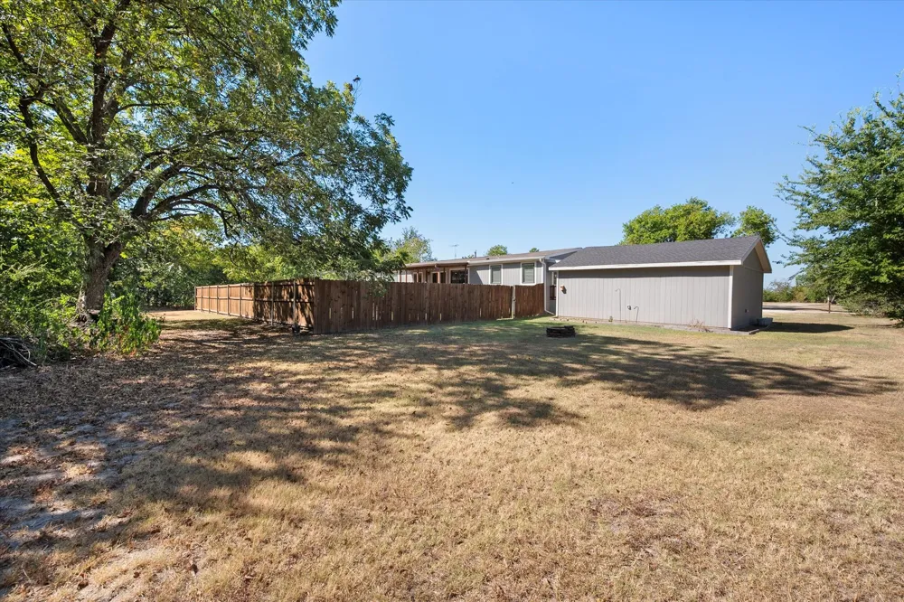 716 Wright Avenue Kerens, TX 75144