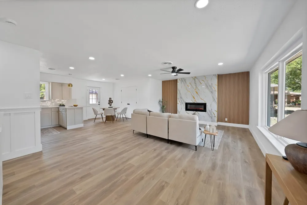 112 Laurel Street Lancaster, TX 75134