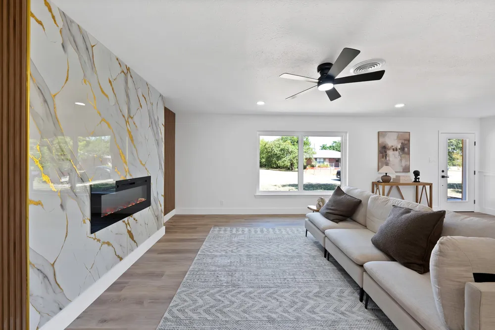 112 Laurel Street Lancaster, TX 75134