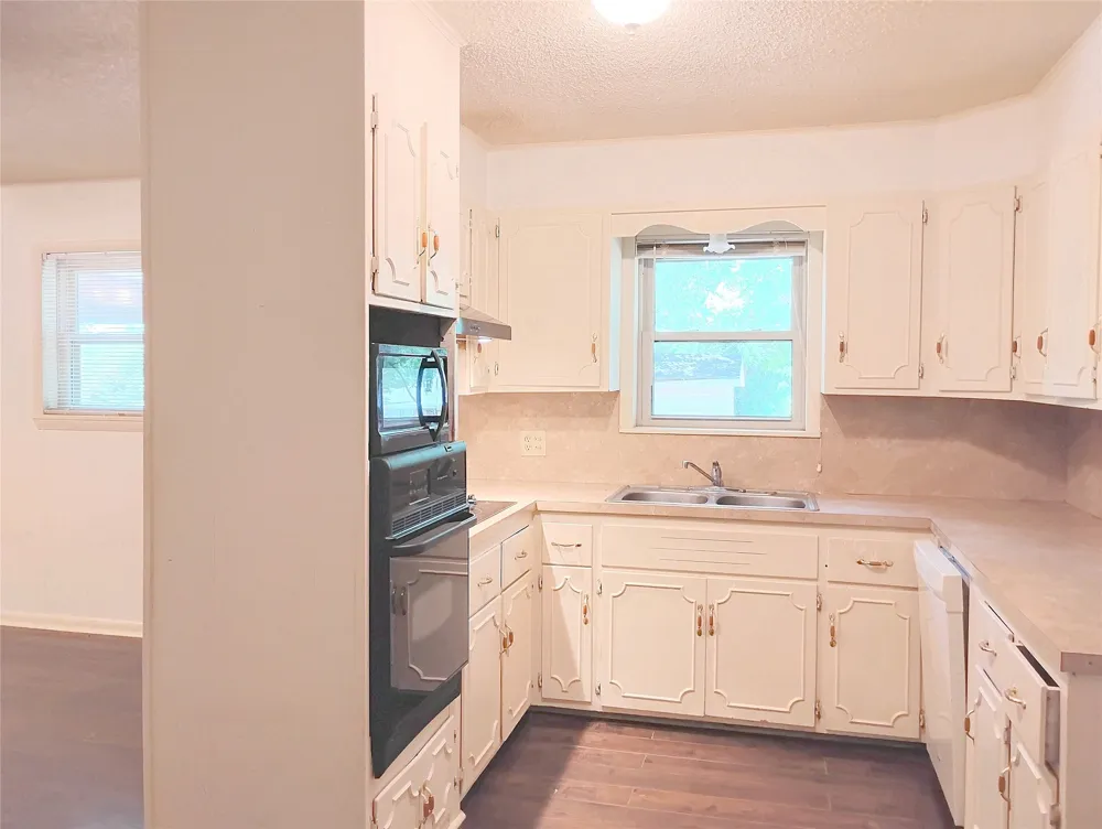 2922 Stafford Drive Denison, TX 75020