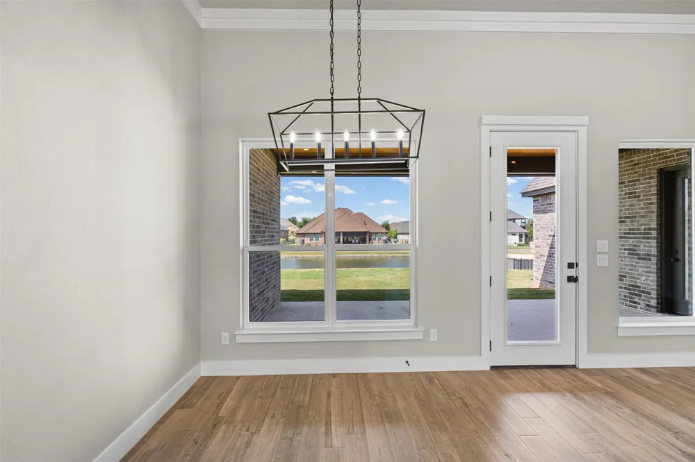 6657 Pinehurst Drive Granbury, TX 76049