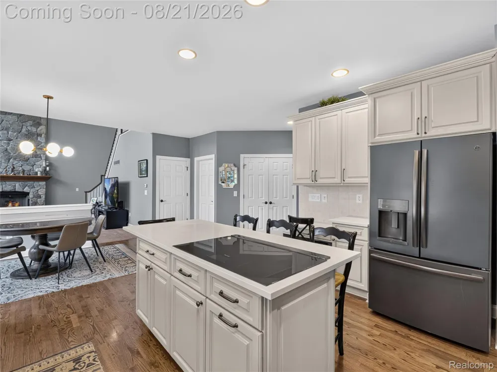 24948 Hadlock Drive Novi City, MI 48374