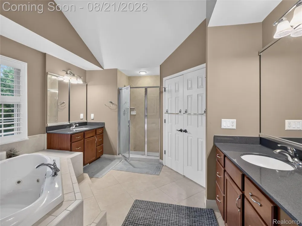 24948 Hadlock Drive Novi City, MI 48374